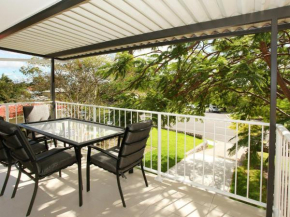 Oloway 40, Alexandra Headland